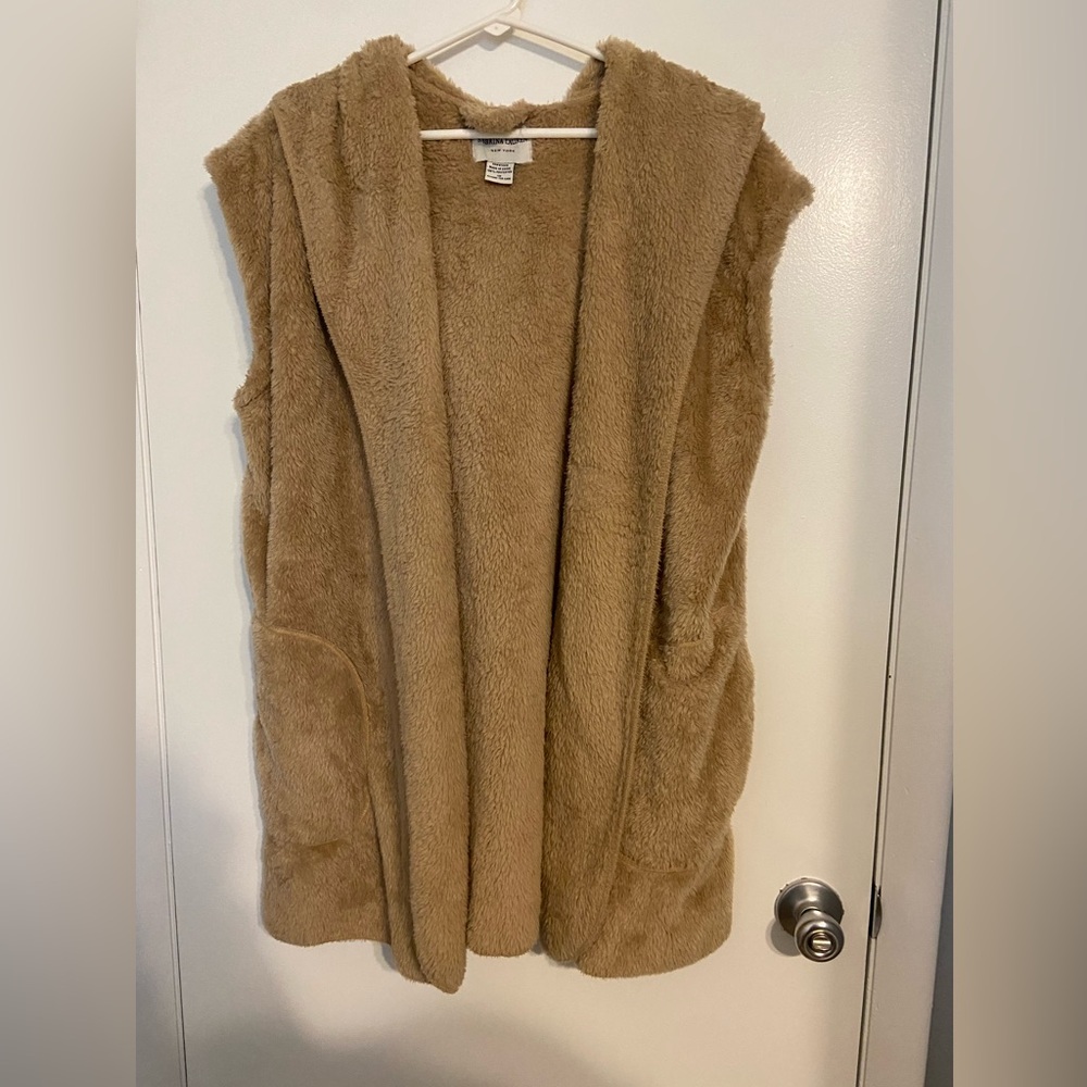 Faux fur hooded vest